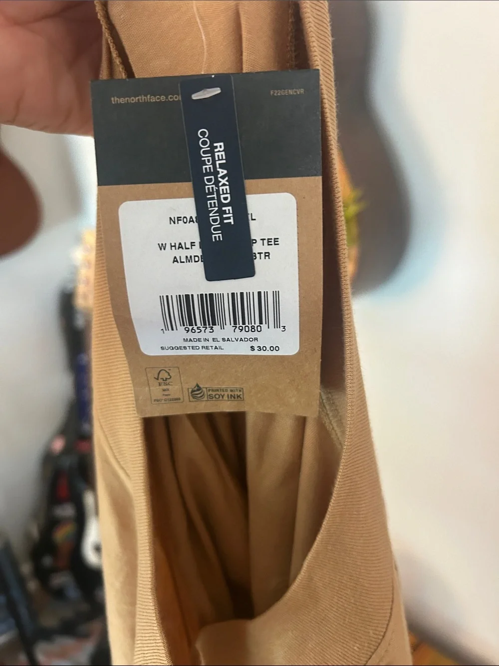 The North Face Women's Relaxed Cropped T-Shirt in Camel - Picture 4 of 4